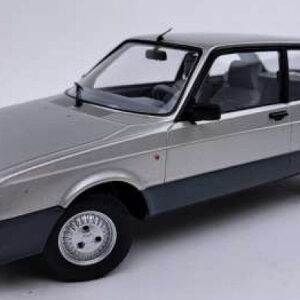 Modellino auto scala 1:18 Triple 9 CITROEN AXEL 1990 SILVER-GREY modellismo statico collezione
