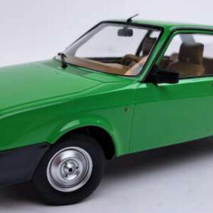 Modellino auto scala 1:18 OLTCIT CLUB 1990 GREEN modellismo statico collezione