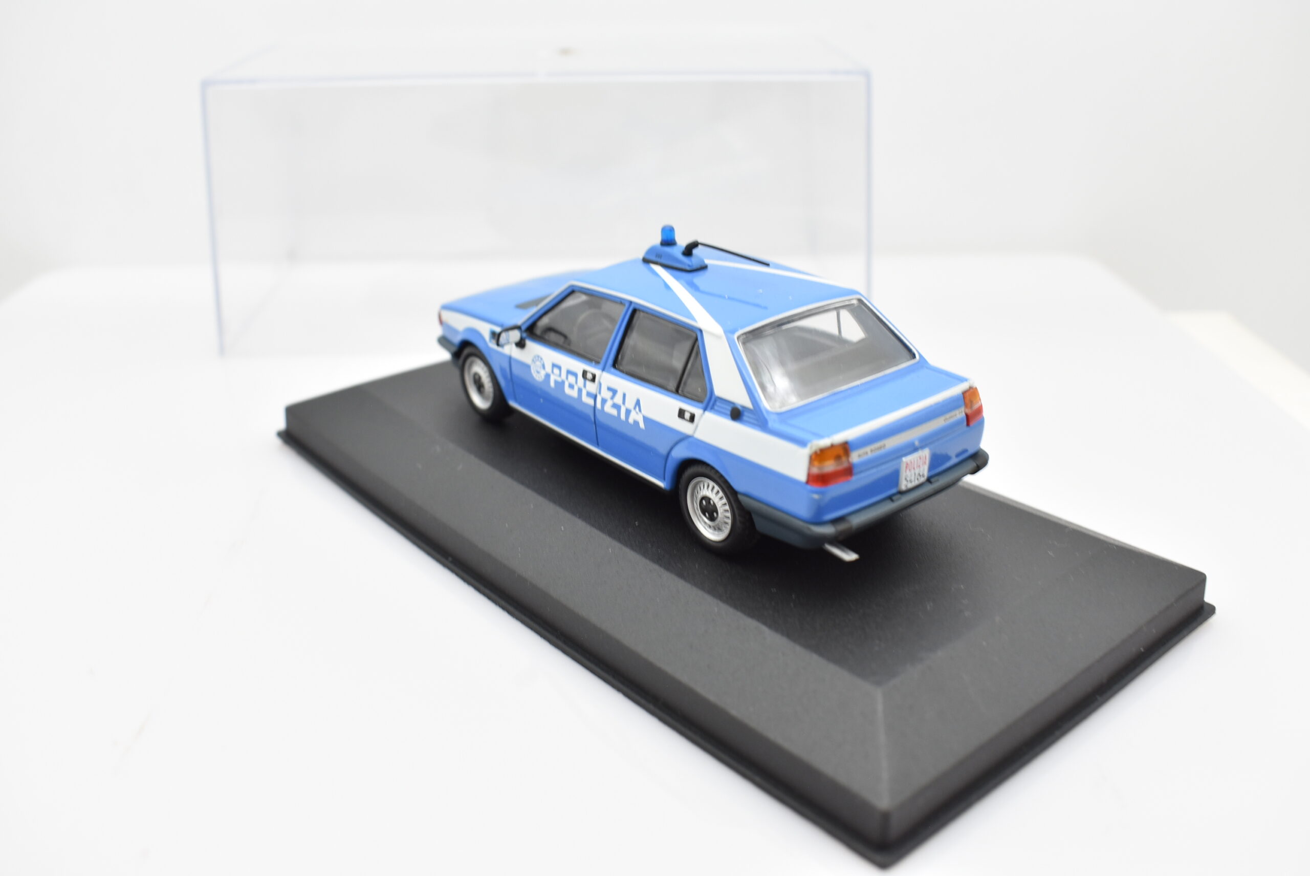 Modellini auto POLIZIA scala 1:43 ALFA ROMEO GIULIETTA diecast collezione - Image 4