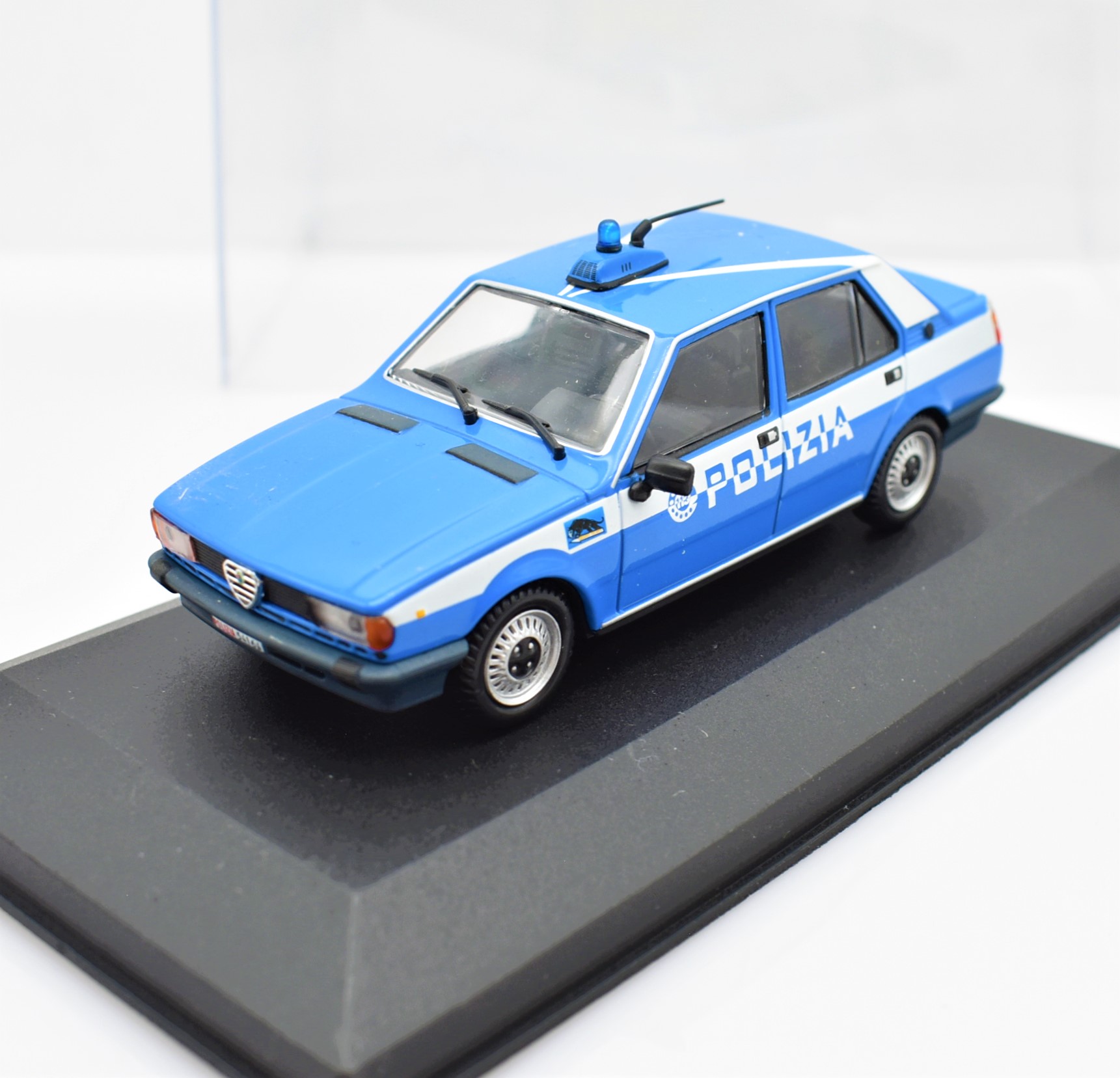Modellini auto POLIZIA scala 1:43 ALFA ROMEO GIULIETTA diecast collezione