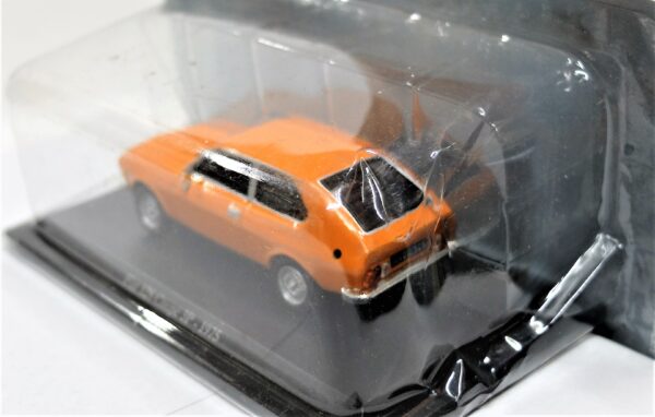 Modellino auto scala 1:43 FIAT 128 COUPE 3P diecast collezione da edicola - Image 3