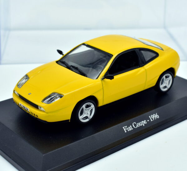 Modellino auto scala 1:43 FIAT COUPE diecast collezione da edicola