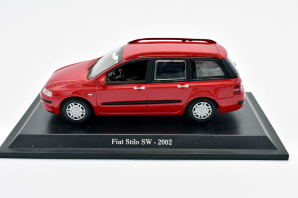 Modellino auto scala 1:43 FIAT STILO SW diecast collezione da edicola - Image 4