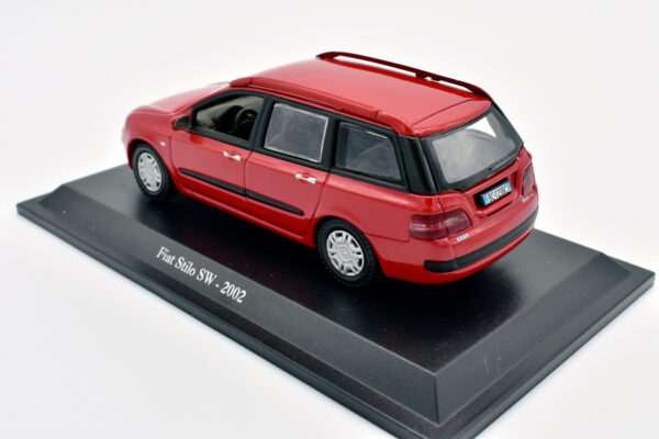 Modellino auto scala 1:43 FIAT STILO SW diecast collezione da edicola - Image 6
