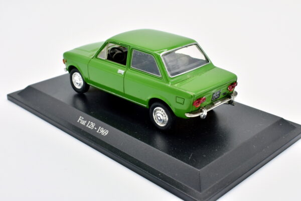 Modellino auto scala 1:43 FIAT 128 diecast collezione da edicola - Image 4
