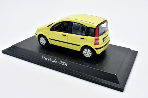 Modellino auto scala 1:43 FIAT PANDA diecast collezione da edicola - Image 5