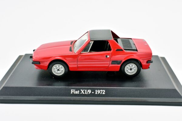 Modellino auto scala 1:43 FIAT X1/9 diecast collezione da edicola - Image 2