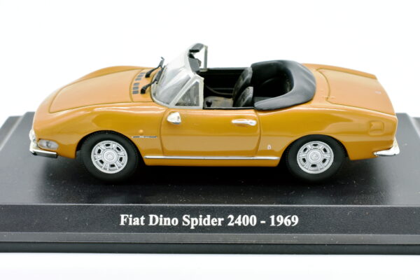 Modellino auto scala 1:43 FIAT DINO SPIDER diecast collezione da edicola - Image 2
