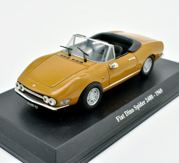 Modellino auto scala 1:43 FIAT DINO SPIDER diecast collezione da edicola