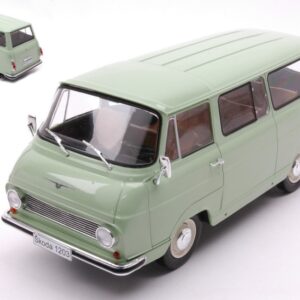Modellino auto scala 1:24 SKODA 1203 diecast modellismo statico
