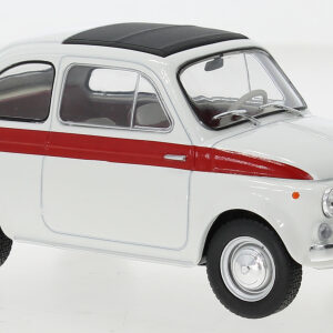 Modellino auto scala 1:24  FIAT 500 modellismo statico collezione
