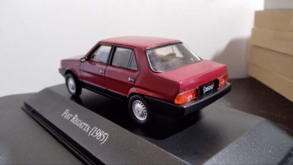 Modellino auto scala 1:43 FIAT REGATA diecast collezione da edicola - Image 3