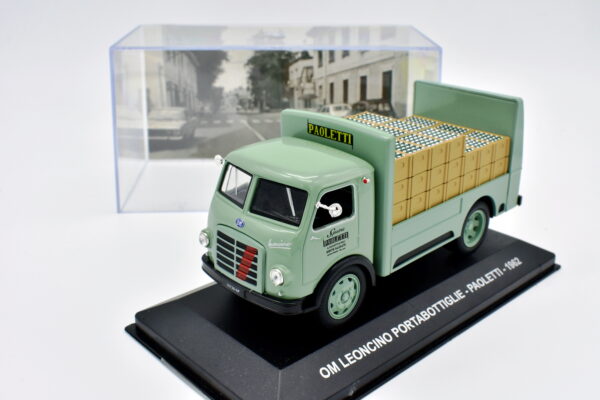 modellino auto furgone OM LEONCINO PORTABOTTIGLIE PAOLETTI veicoli pubblicitari d'epoca scala 1:43 collezione - Image 4