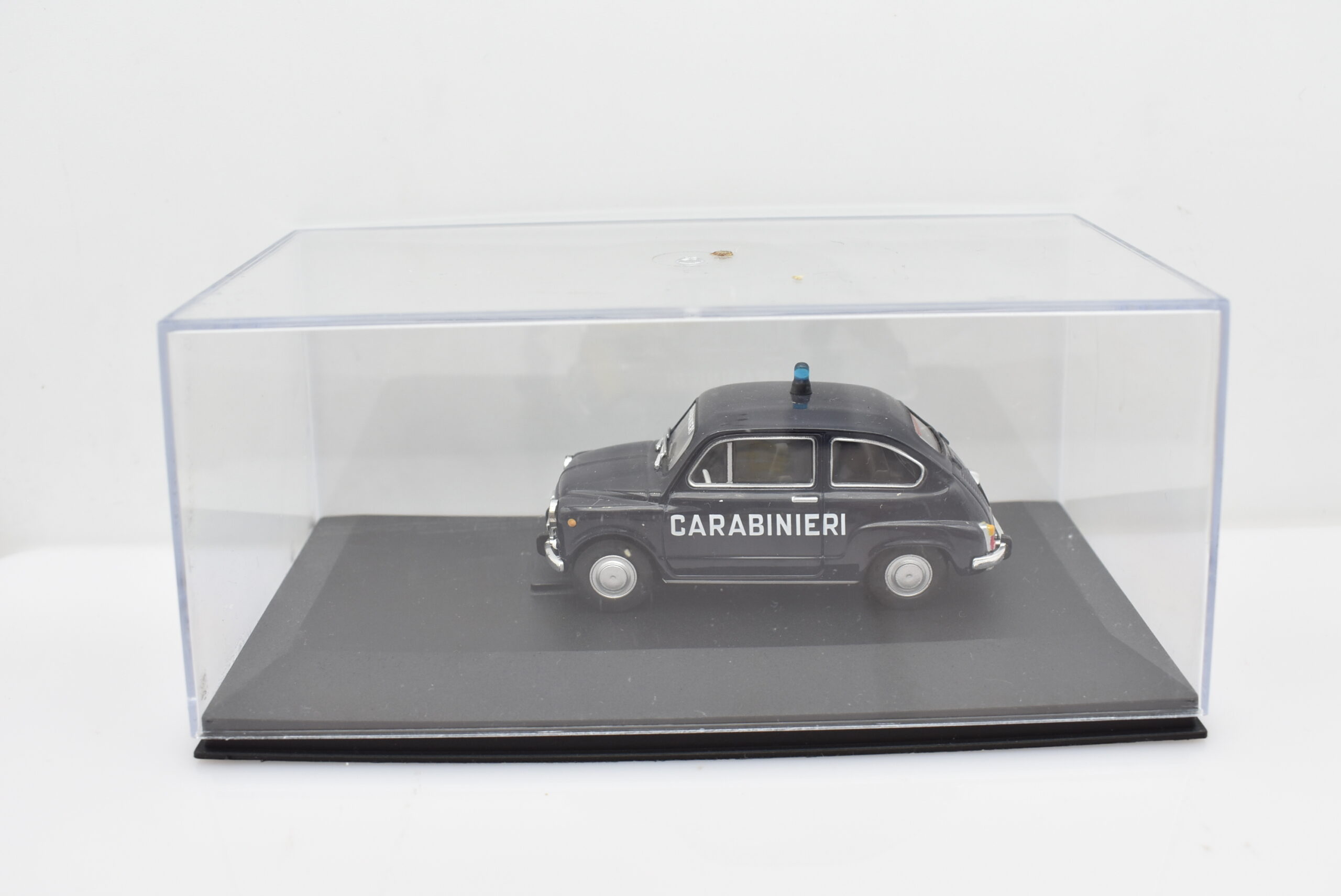 Modellini auto CARABINIERI scala 1:43 FIAT 600 D diecast collezione - Image 3
