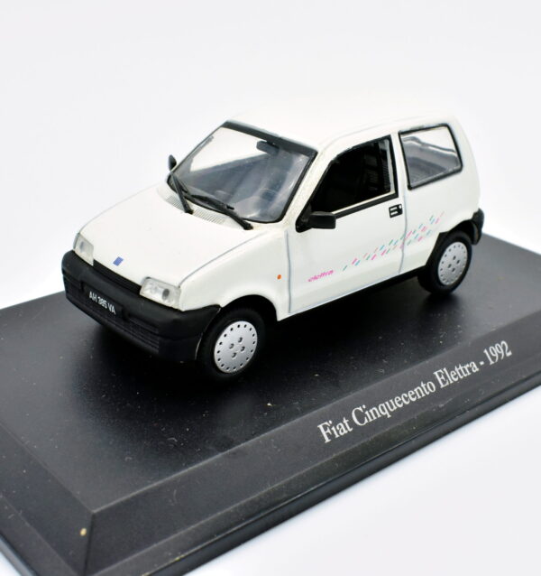 Modellino auto scala 1:43 FIAT CINQUECENTO ELETTRA diecast collezione da edicola