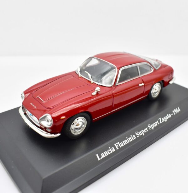 Modellino auto scala 1:43 LANCIA FLAMINIA SUPER SPORT ZAGATO modellismo statico da collezione
