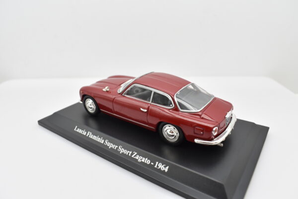 Modellino auto scala 1:43 LANCIA FLAMINIA SUPER SPORT ZAGATO modellismo statico da collezione - Image 4