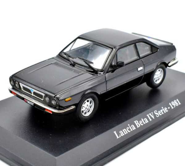 Modellino auto scala 1:43 LANCIA BETA 4 SERIE diecast modellismo statico da collezione