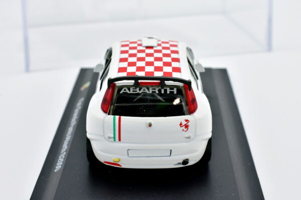 Modellino auto FIAT GRANDE PUNTO ABARTH S2000 scala 1:43 diecast modellismo collezione ixo - Image 4