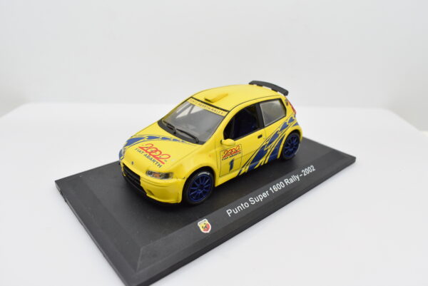 Modellino auto FIAT ABARTH PUNTO SUPER 1600 RALLY scala 1:43 diecast modellismo collezione ixo - Image 4