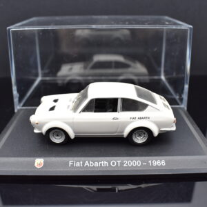 Modellino auto FIAT ABARTH OT 2000 1:43 diecast modellismo collezione ixo