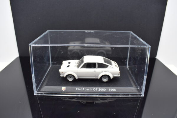 Modellino auto FIAT ABARTH OT 2000 1:43 diecast modellismo collezione ixo - Image 5