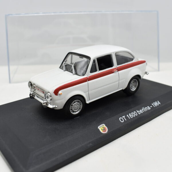 Modellino auto FIAT ABARTH OT 1600 BERLINA 1:43 diecast modellismo collezione ixo - Image 3