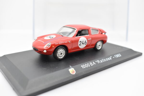 Modellino auto FIAT ABARTH 1000 BA RATICOSA 1:43 diecast modellismo collezione ixo