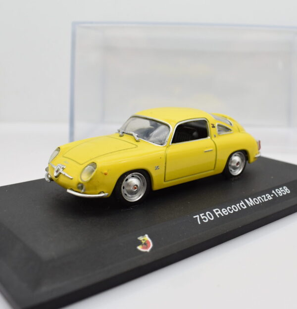 Modellino auto FIAT ABARTH 750 RECORD 1:43 diecast modellismo collezione ixo