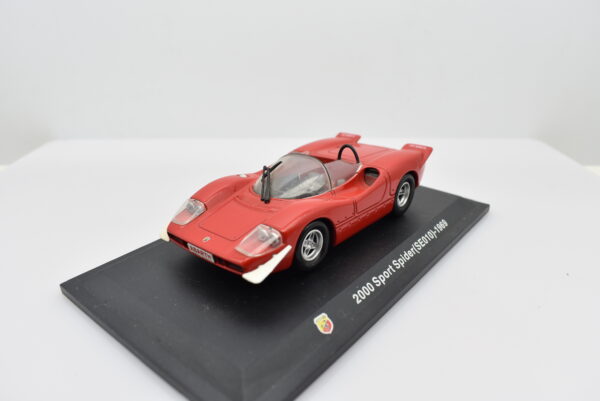 Modellino auto ABARTH 2000 SPORT SPIDER SE 010 1:43 diecast modellismo collezione ixo