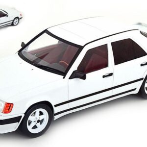 Modellino auto scala 1:18 MERCEDES W124 TUNING 1986 WHITE modellismo statico collezione