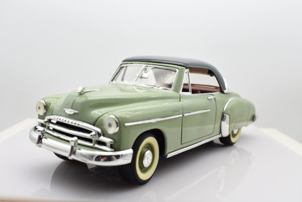 Modellino auto scala 1:18 CHEVROLET 1950 diecast SOLIDO modellismo da collezione - Image 10