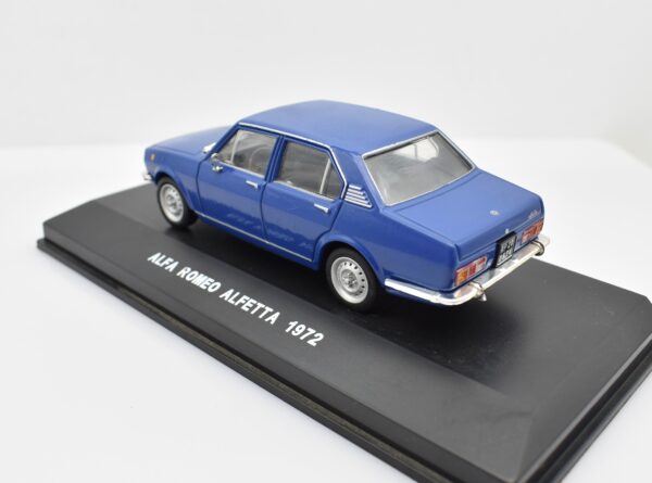 Modellino auto scala 1:43 ALFA ROMEO ALFETTA modellismo statico collezione diecast - Image 3