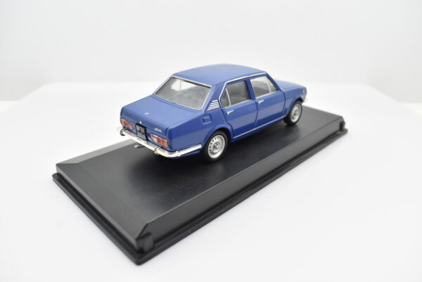 Modellino auto scala 1:43 ALFA ROMEO ALFETTA modellismo statico collezione diecast - Image 5