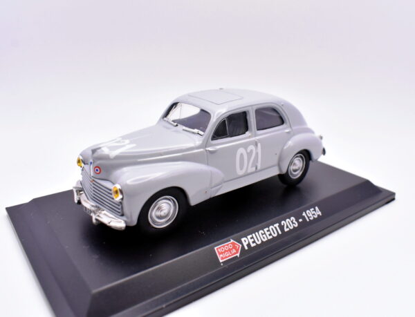 Modellini auto 1000 MIGLIA scala 1:43 PEUGEOT 203 diecast collezione ixo