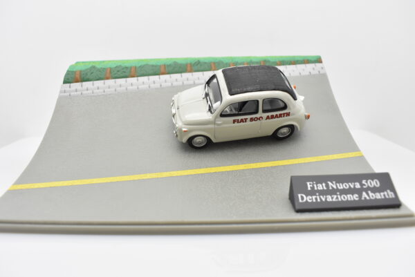 Modellino auto FIAT 500 DERIVAZIONE ABARTH scala 1:43 diecast collezione - Image 2