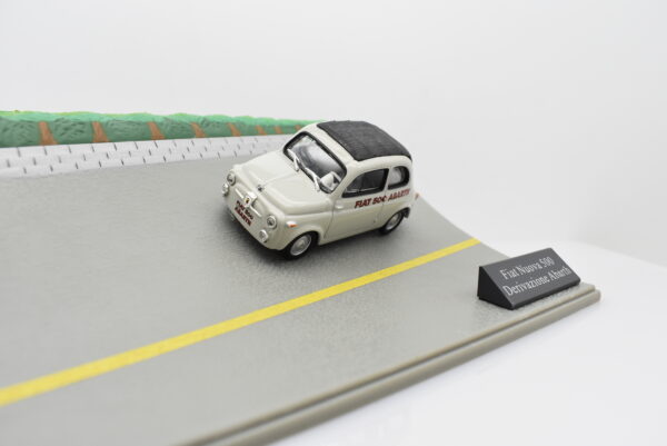 Modellino auto FIAT 500 DERIVAZIONE ABARTH scala 1:43 diecast collezione - Image 3