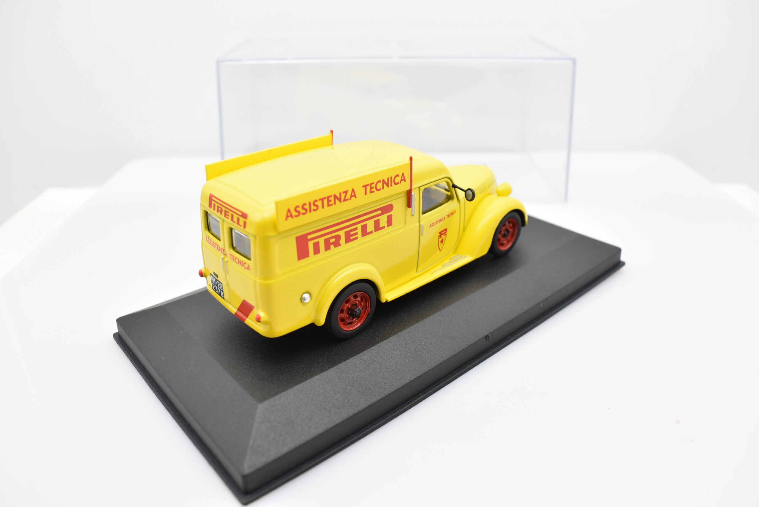 modellini furgone FIAT 1100 ELR PIRELLI veicoli pubblicitari d'epoca scala 1:43 collezione - Image 6