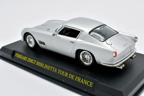 Modellini auto FERRARI 250GT BERLINETTA scala 1:43 da collezione edicola ixo modellismo diecast - Image 4