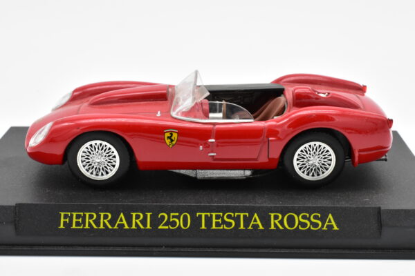 Modellini auto FERRARI 250 TESTA ROSSA scala 1:43 da collezione edicola ixo modellismo diecast - Image 3
