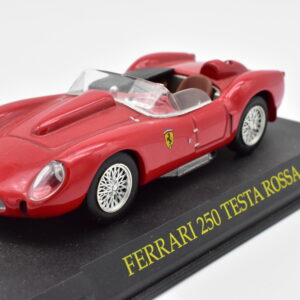 Modellini auto FERRARI 250 TESTA ROSSA scala 1:43 da collezione edicola ixo modellismo diecast
