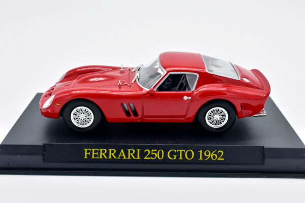 Modellini auto FERRARI 250 GTO '62 scala 1:43 da collezione edicola ixo modellismo diecast - Image 3