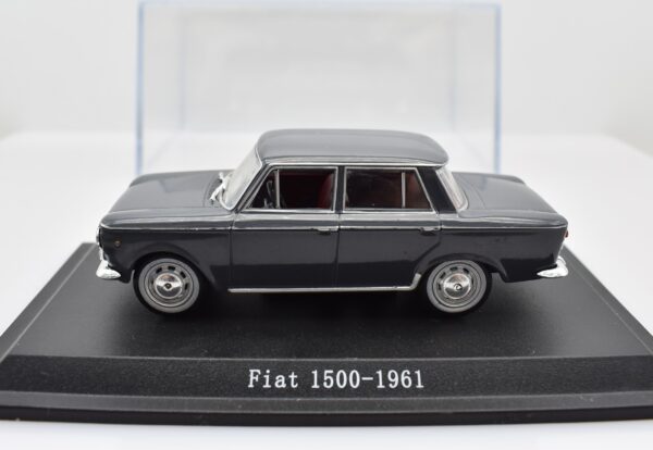 modellino auto scala 1:43 FIAT 1500 diecast collezione da edicola