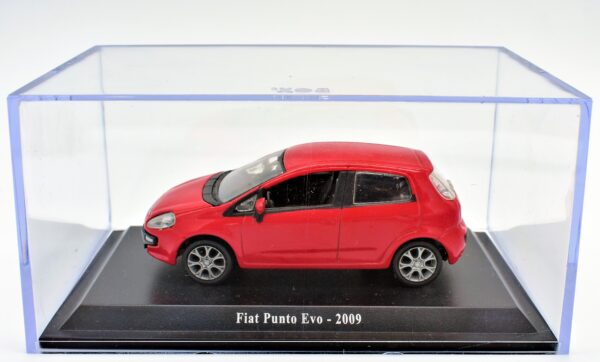 modellino auto scala 1:43 FIAT PUNTO EVO diecast collezione da edicola - Image 3