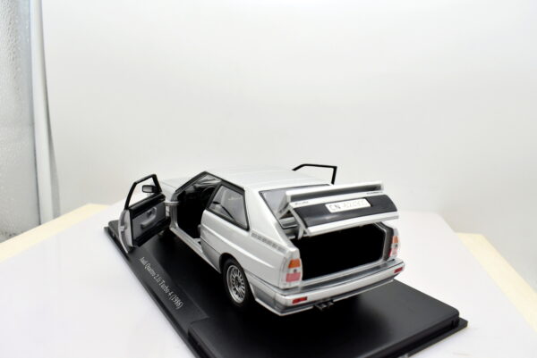 Modellino auto scala 1:24 AUDI QUATTRO 2.LI TURBO 4 modellismo da collezione diecast - Image 2