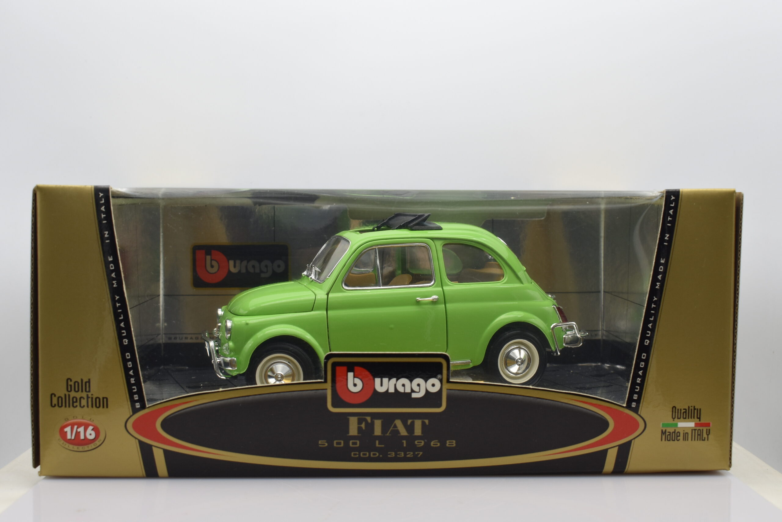Modellino auto FIAT 500 L scala 1:18 Burago diecast modellismo da