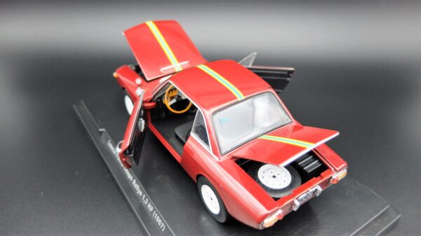 Modellino auto scala 1:24 LANCIA FULVIA COUPE RALLY 1.3 HF modellismo statico da collezione diecast - Image 7