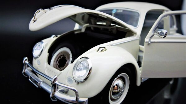 Modellino auto VW Maggiolino beetle kafer 1200 scala 1:24 diecast modellismo collezione statico epoca - Image 7
