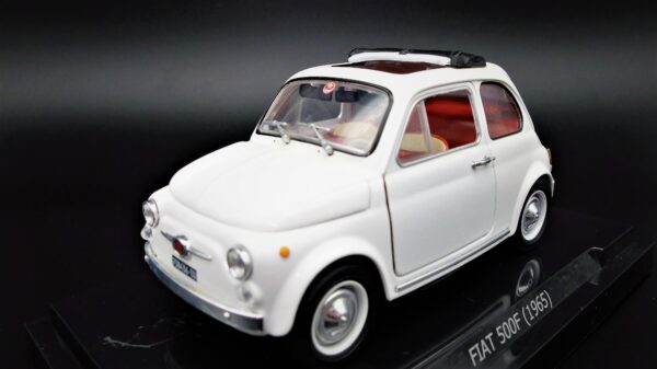 Modellino auto scala 1:24 Fiat 500 F modellismo statico da collezione - Image 3