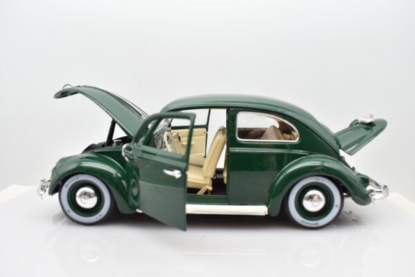 Modellino auto VOLKSWAGEN KAFER BEETLE scala 1:18 Burago diecast modellismo da collezione